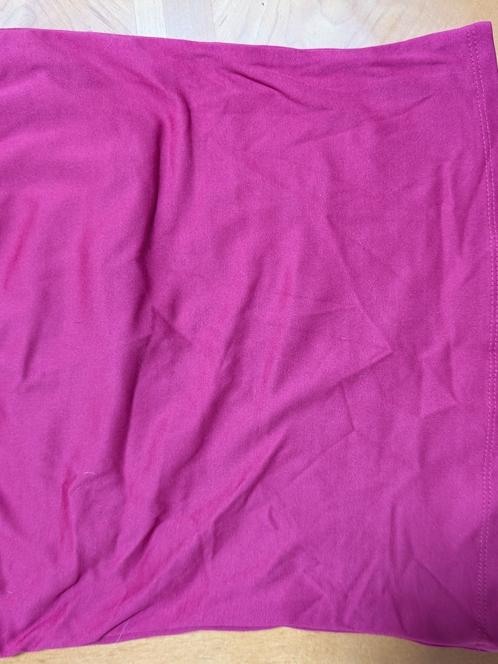 New York & Company Magenta Stretch tube Top